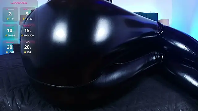 Alisse Moore online show from October 10, 2025, 12:48 pm