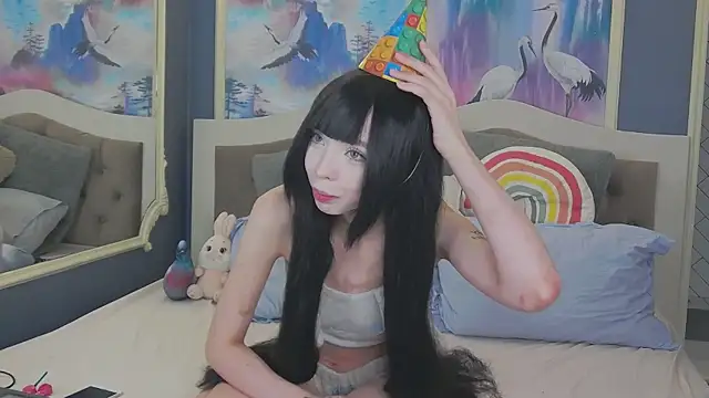 Evelyn Neal online show from November 6, 2025, 4:08 pm