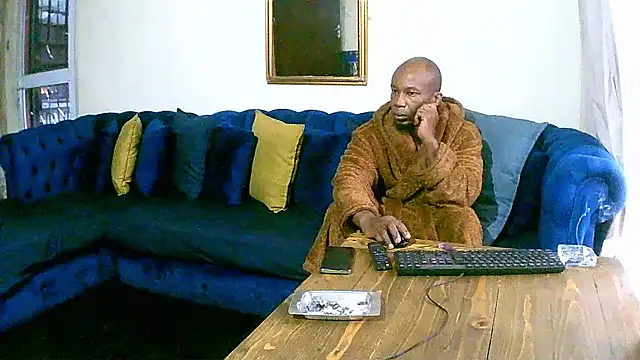 SHORTGUN STALLION online show from November 16, 2025, 7:14 am