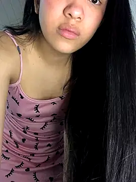 Snapshot of ashleyy20 chatting on November 20, 2025, 11:37 pm ashleyy20 online show from November 20, 2025, 11:37 pm