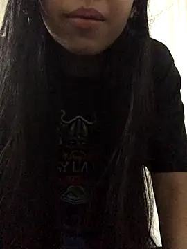 Snapshot of ashleyy20 chatting on December 14, 2025, 8:20 am ashleyy20 online show from December 14, 2025, 8:20 am