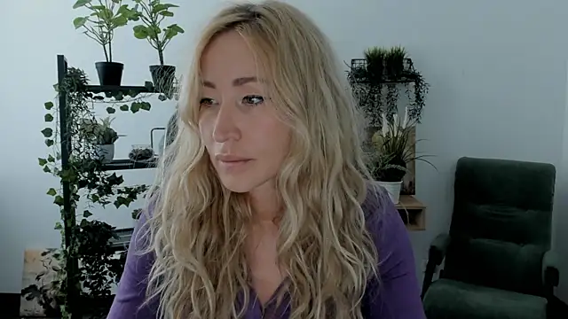 AstraMonroe online show from March 14, 2026, 10:10 am