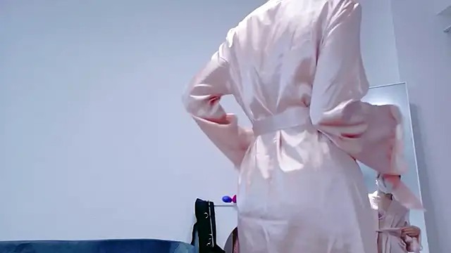 -Nyanko-chan- online show from June 28, 2026, 11:05 am