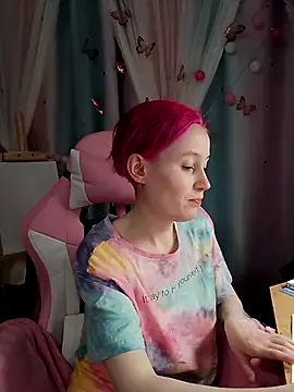 Fuzzy Unicorn online show from October 10, 2025, 7:35 pm