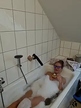 HotWifeLyn68 online show from February 15, 2026, 11:41 am