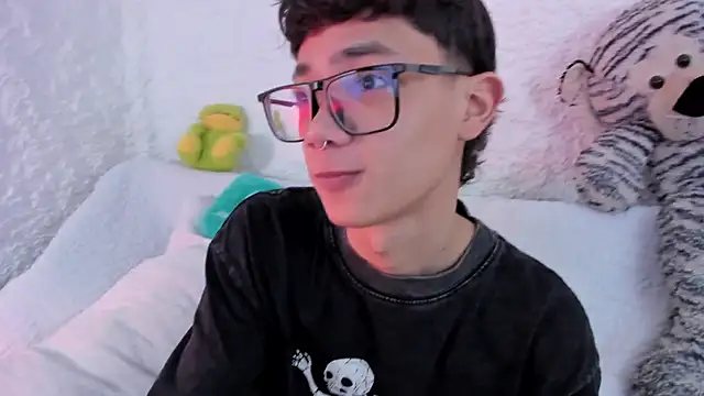 Snapshot of thiago_kinghot chatting on September 29, 2025, 5:56 am thiago kinghot online show from September 29, 2025, 5:56 am