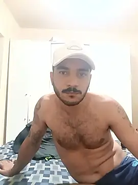 chicopistolarosa online show from September 23, 2025, 8:34 pm