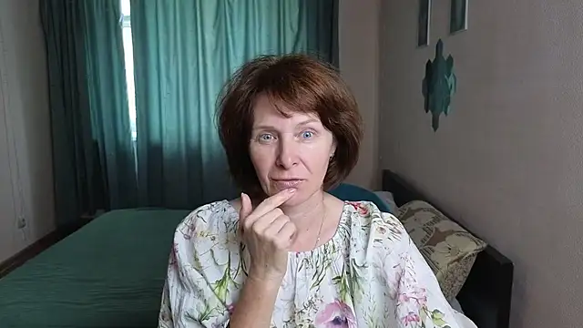 Lia Tito online show from September 11, 2025, 12:38 pm