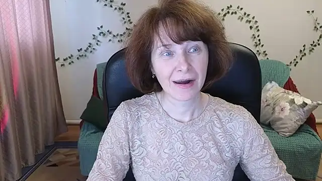 Lia Tito online show from April 14, 2026, 1:06 pm