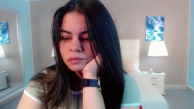 maddissonivanova online show from February 18, 2026, 6:59 pm