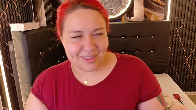 Witch Scarlet online show from April 11, 2026, 1:32 am