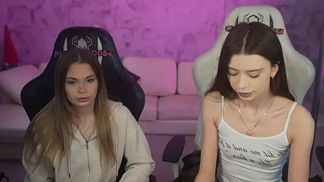 Regina Sweet054 online show from April 5, 2026, 10:12 am