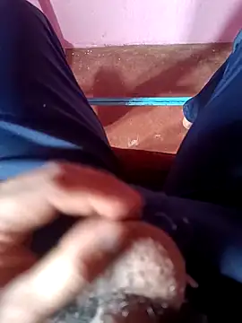 Snapshot of Hunter_ind123 chatting on September 10, 2025, 6:35 am Hunter ind123 online show from September 10, 2025, 6:35 am