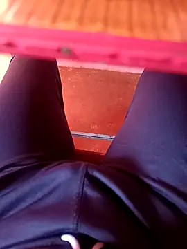 Snapshot of Hunter_ind123 chatting on April 7, 2026, 10:26 am Hunter ind123 online show from April 7, 2026, 10:26 am