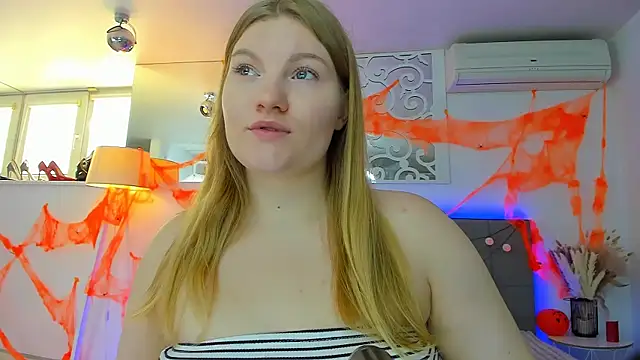 AshleyJoness online show from October 30, 2025, 6:04 am