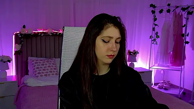 Mary Miiller online show from March 6, 2026, 8:22 am