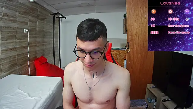 angelicious  online show from October 31, 2025, 12:39 pm