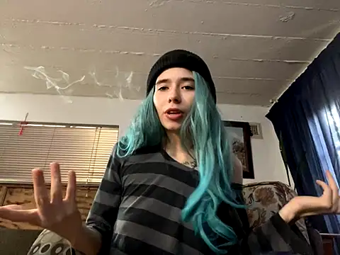 Snapshot of the_holy_t chatting on September 21, 2025, 2:19 pm the holy t online show from September 21, 2025, 2:19 pm