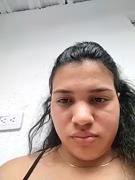 Eimy-04 online show from October 31, 2025, 5:47 pm