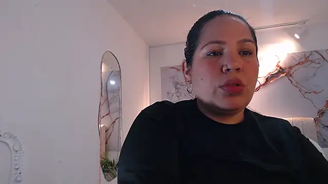 Snapshot of Ashley_Grahaam chatting on October 4, 2025, 1:03 am Ashley Grahaam online show from October 4, 2025, 1:03 am