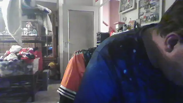 Snapshot of JasperGeil chatting on June 17, 2026, 9:49 pm JasperGeil online show from June 17, 2026, 9:49 pm