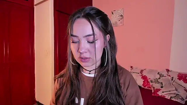 Snapshot of Pariss_Gold chatting on October 12, 2025, 1:48 am Pariss Gold online show from October 12, 2025, 1:48 am