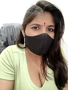 MISS RIYA14 online show from September 26, 2025, 6:39 am