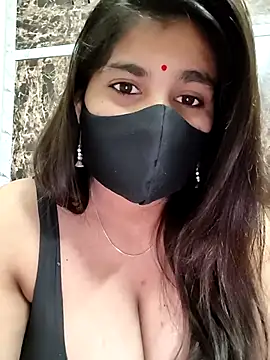 MISS RIYA14 online show from November 19, 2025, 4:18 pm