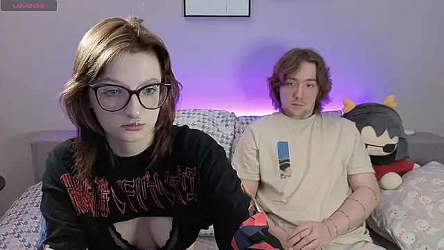 Snapshot of ellen_and_danny chatting on October 14, 2025, 5:25 pm ellen and danny online show from October 14, 2025, 5:25 pm