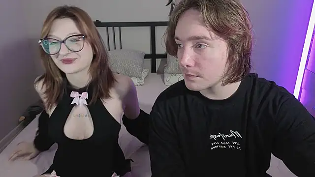 Snapshot of ellen_and_danny chatting on December 20, 2025, 5:09 pm ellen and danny online show from December 20, 2025, 5:09 pm