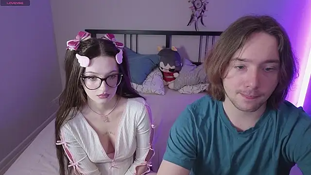 Snapshot of ellen_and_danny chatting on February 2, 2026, 5:11 pm ellen and danny online show from February 2, 2026, 5:11 pm