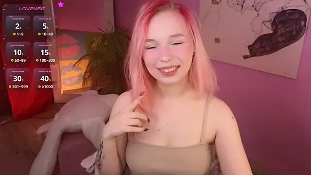 NaomiYoru online show from May 13, 2026, 8:38 pm