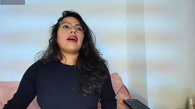 Snapshot of kute_jess chatting on March 13, 2026, 5:08 pm kute jess online show from March 13, 2026, 5:08 pm