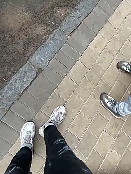 kamo012000 online show from December 1, 2025, 1:38 pm