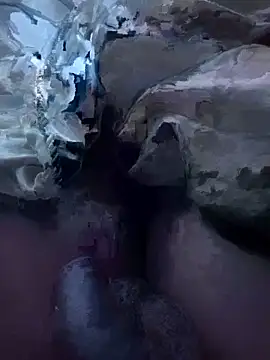 kamo012000 online show from December 13, 2025, 9:20 pm