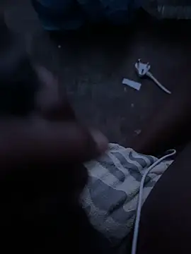 kamo012000 online show from April 2, 2026, 6:16 pm