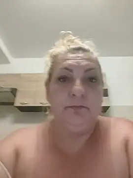 clarabbw47 online show from June 21, 2026, 8:22 pm