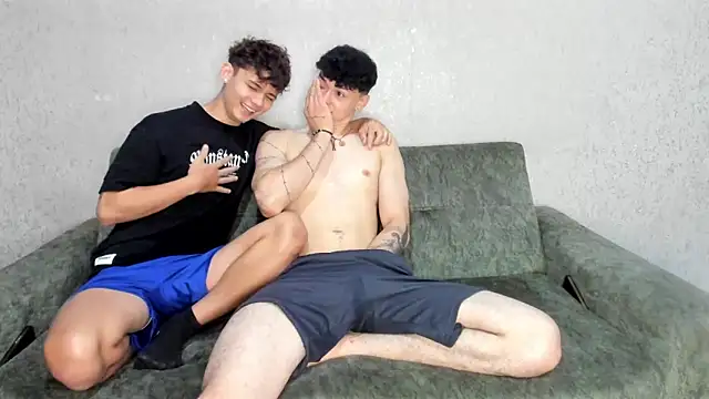 willy sexxx18 online show from February 10, 2026, 1:59 pm