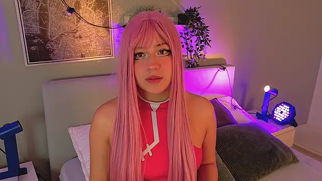 Taylorsmitth  online show from October 27, 2025, 12:53 pm