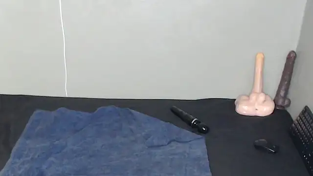 Snapshot of TrishahXo chatting on February 24, 2026, 2:20 am TrishahXo online show from February 24, 2026, 2:20 am