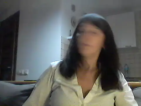 Snapshot of Elena48324 chatting on October 2, 2025, 4:47 pm Elena48324 online show from October 2, 2025, 4:47 pm