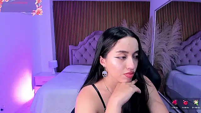 Starbutterflyy  online show from May 26, 2026, 5:14 am