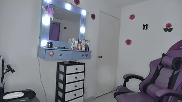soffy rosses online show from May 17, 2026, 1:58 am
