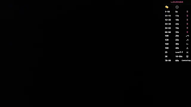 Snapshot of AprilAddams_ chatting on September 12, 2025, 9:42 am AprilAddams online show from September 12, 2025, 9:42 am