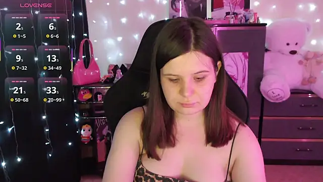 AmyVibess online show from September 14, 2025, 8:08 pm