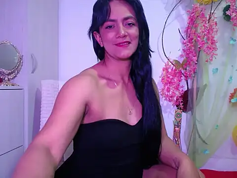 FernandaRui online show from September 22, 2025, 9:17 pm