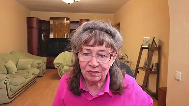 Betty Brick online show from May 15, 2026, 4:36 pm