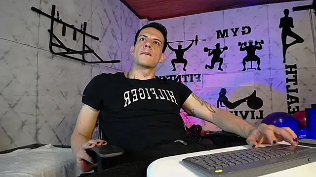 Dustin Sonne online show from May 24, 2026, 3:22 am