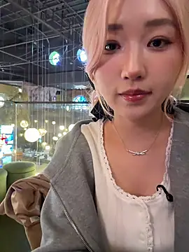 winter11 online show from April 4, 2026, 2:21 am