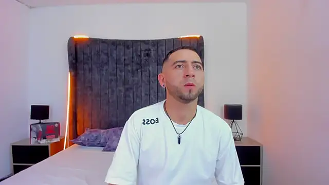 Lushian  online show from March 21, 2026, 4:43 pm